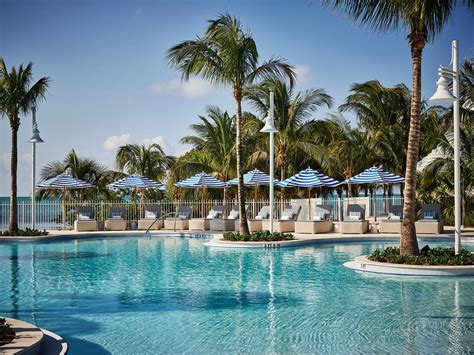 Isla bella beach resort - Isla Bella Beach Resort is celebrated for its plethora of amenities, including kid-friendly activities and multiple pools, and its picturesque location with stunning ocean views that make it ideal for exploring the Keys. Guests have called out the welcoming atmosphere, accentuated by live music and well-appointed rooms. While the …